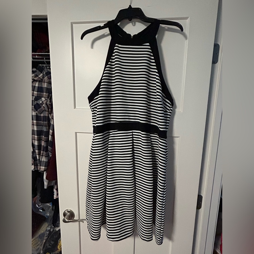 Forever 21 Black and White Striped Dress